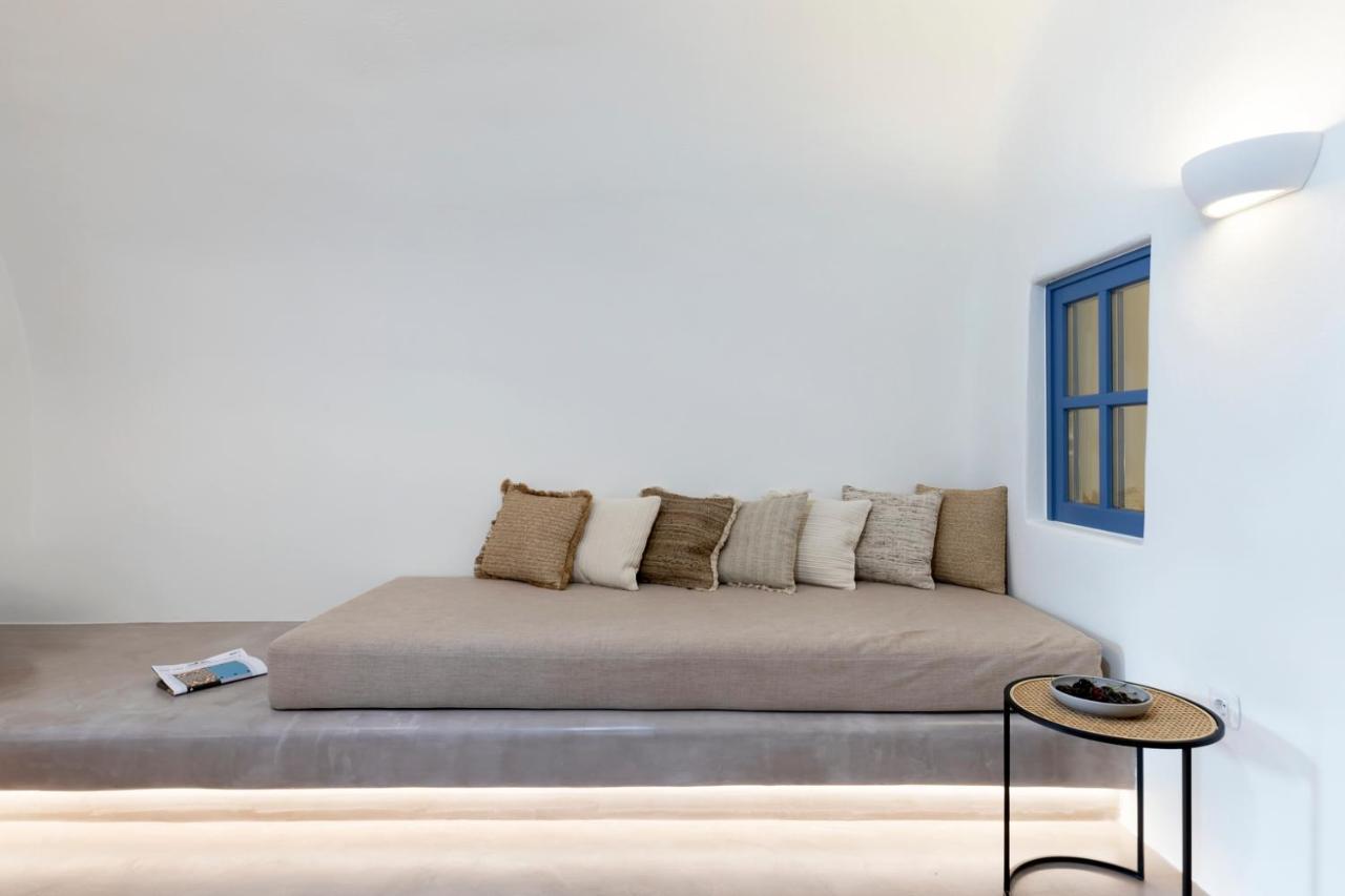 Acave Santorini Suites Vóthon Eksteriør billede