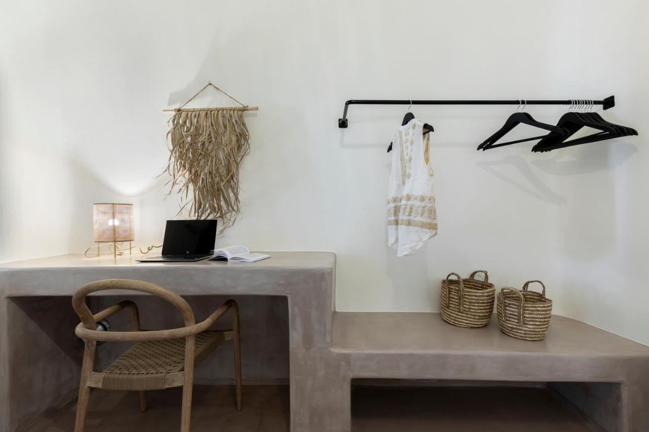 Acave Santorini Suites Vóthon Eksteriør billede