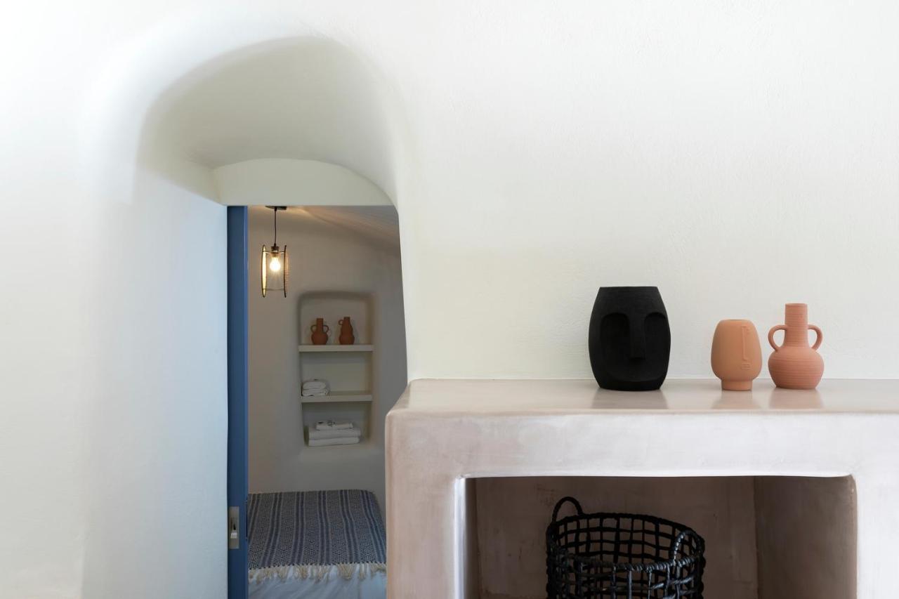 Acave Santorini Suites Vóthon Eksteriør billede